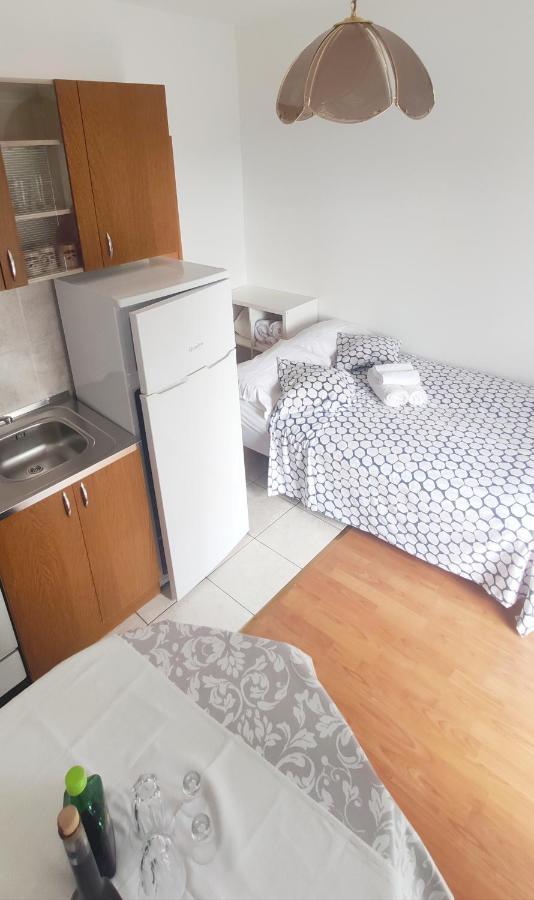 Jana Apartman ซริกเวนิซา ภายนอก รูปภาพ